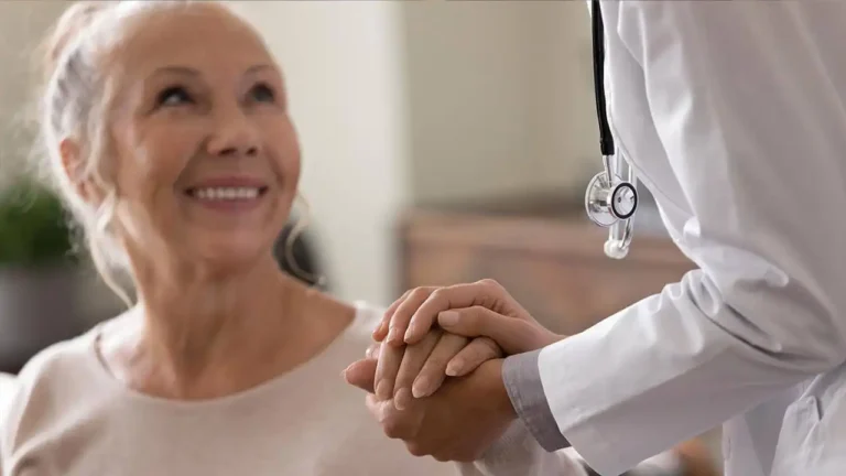 Exame de Sangue Alzheimer: Diagnóstico Precoce Chega ao Brasil