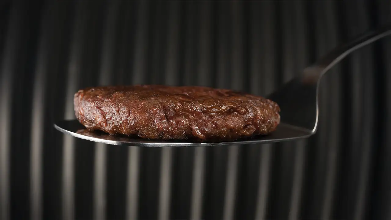 Hambúrguer de proteína feita de ar criado pela tecnologia Air Protein.