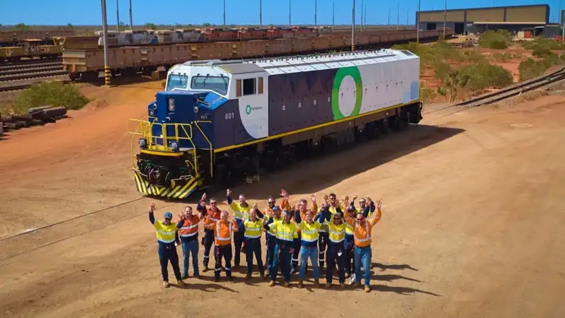 Trem Infinito: A Locomotiva Elétrica Carregada pela Gravidade